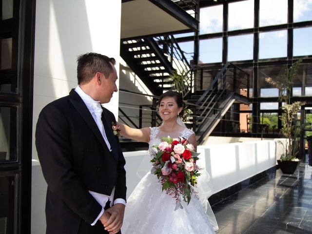 La boda de Alex y Lucero en San Luis Potosí, San Luis Potosí 38