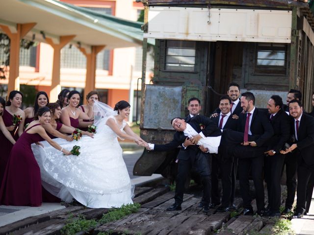 La boda de Alex y Lucero en San Luis Potosí, San Luis Potosí 44