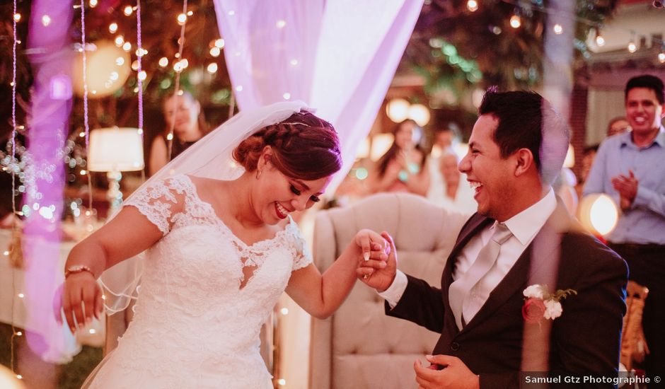 La boda de Josué y Elisa en Tapachula, Chiapas