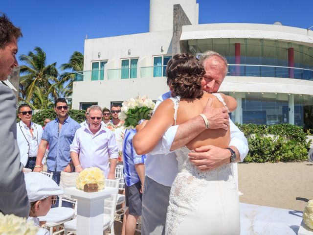La boda de Tyler y Caitlin en Bahía de Banderas, Nayarit 64