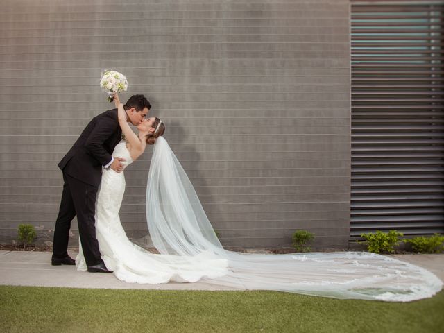 La boda de César y Mariana en Hermosillo, Sonora 57