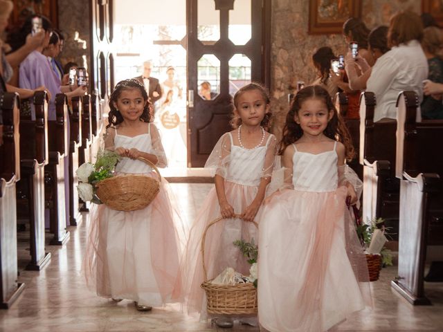 La boda de César y Mariana en Hermosillo, Sonora 82