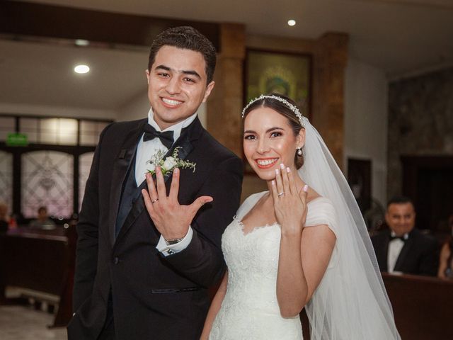 La boda de César y Mariana en Hermosillo, Sonora 92