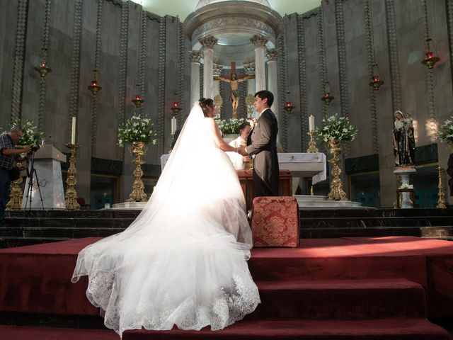 La boda de Alex y Les en Miguel Hidalgo, Ciudad de México 20