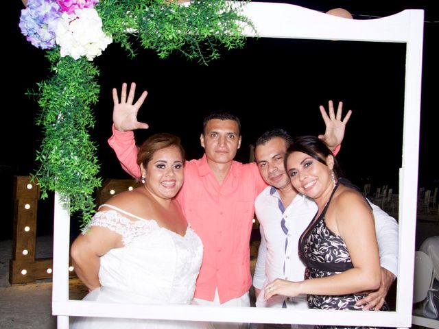 La boda de Virgilio y Ingrid en Cancún, Quintana Roo 12