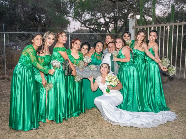 La boda de Fernando y Viridiana en León, Guanajuato 10
