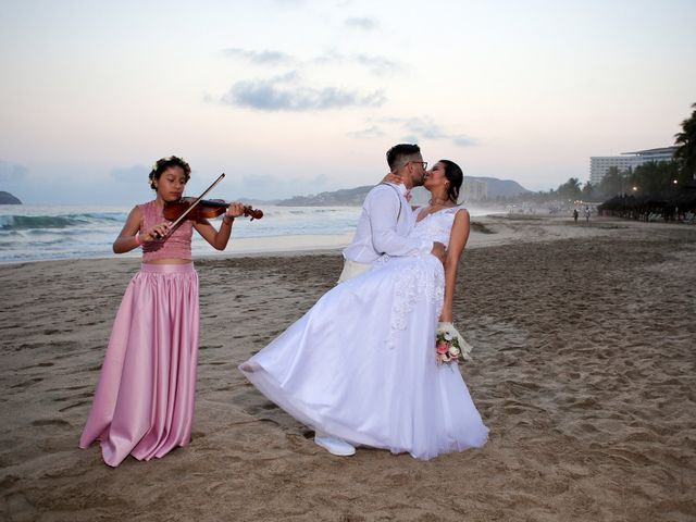 La boda de Alfonso y Paola en Ixtapa Zihuatanejo, Guerrero 17