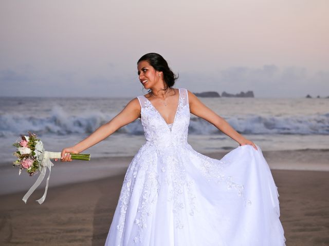 La boda de Alfonso y Paola en Ixtapa Zihuatanejo, Guerrero 19