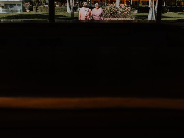 La boda de Gloria y Álex en Huatulco, Oaxaca 68