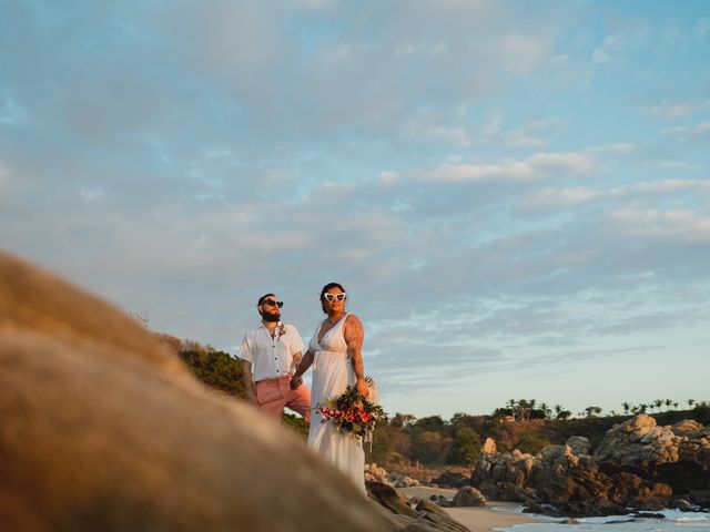 La boda de Gloria y Álex en Huatulco, Oaxaca 121