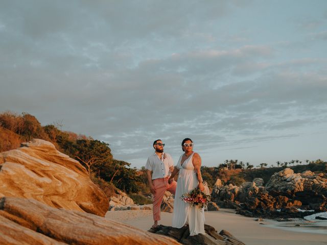 La boda de Gloria y Álex en Huatulco, Oaxaca 122