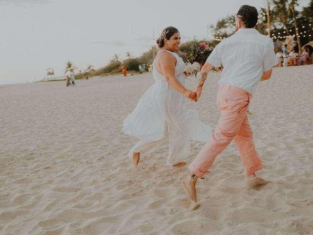 La boda de Gloria y Álex en Huatulco, Oaxaca 131