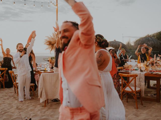 La boda de Gloria y Álex en Huatulco, Oaxaca 133