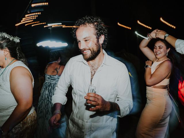 La boda de Gloria y Álex en Huatulco, Oaxaca 153