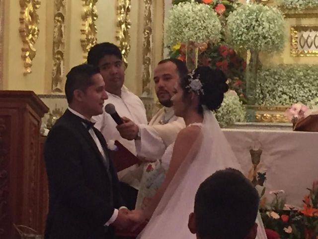 La boda de Víctor Manuel  y Alejandra  en Cholula, Puebla 4