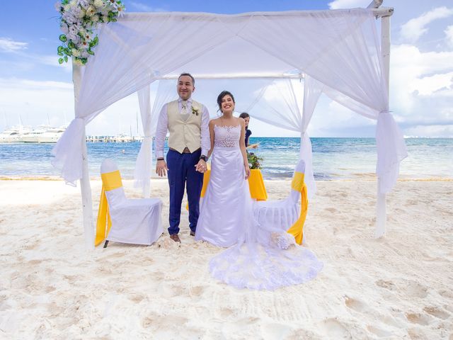 La boda de Yeison y Paula en Cancún, Quintana Roo 12