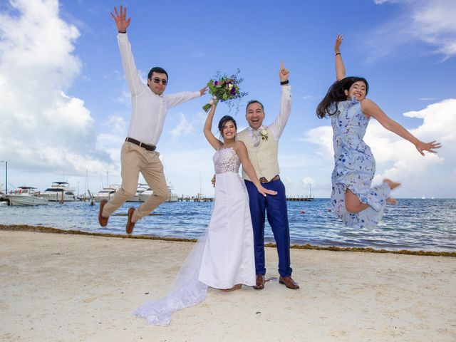 La boda de Yeison y Paula en Cancún, Quintana Roo 18