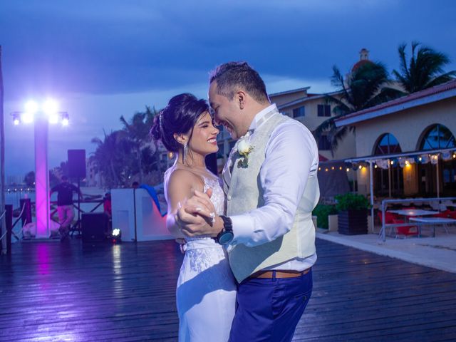 La boda de Yeison y Paula en Cancún, Quintana Roo 39