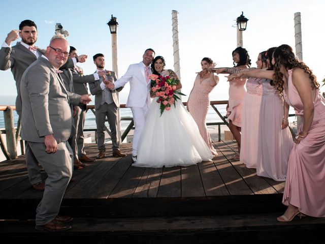 La boda de Michael y Cynthia en Rosarito, Baja California 14