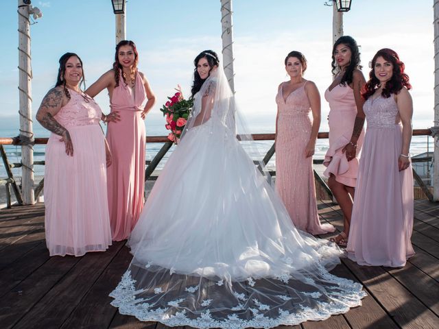 La boda de Michael y Cynthia en Rosarito, Baja California 15