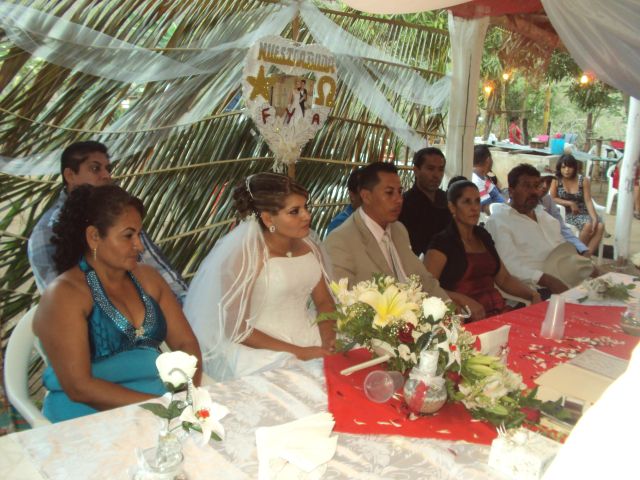 La boda de Alejandro y Flor en José Azueta, Guerrero 1