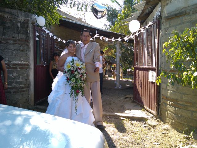 La boda de Alejandro y Flor en José Azueta, Guerrero 4