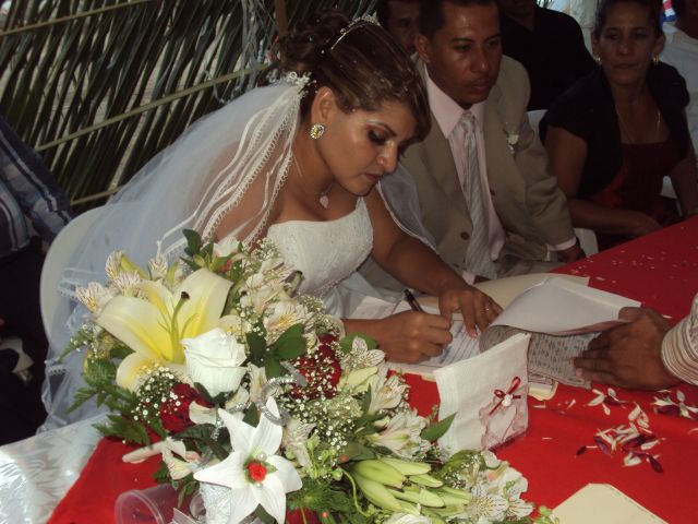 La boda de Alejandro y Flor en José Azueta, Guerrero 5