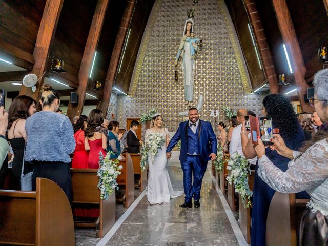 La boda de Luis y Tanhya en Tijuana, Baja California 17