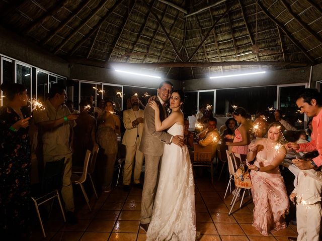 La boda de Miguel Ángel y Gaby en Bahía de Banderas, Nayarit 20