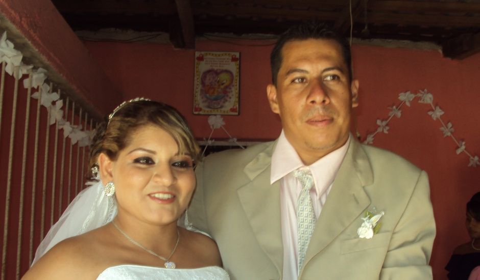 La boda de Alejandro y Flor en José Azueta, Guerrero