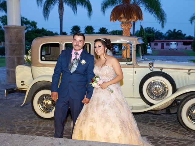 La boda de Tony y Karina en Guadalajara, Jalisco 17