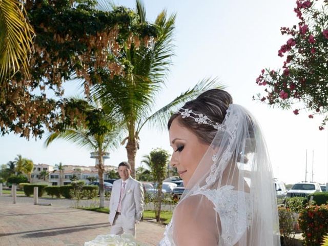 La boda de Luis y Diana en Mazatlán, Sinaloa 32