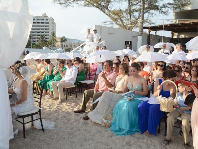 La boda de Luis y Diana en Mazatlán, Sinaloa 42