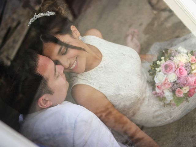 La boda de Luis y Jennifer en Huatulco, Oaxaca 24