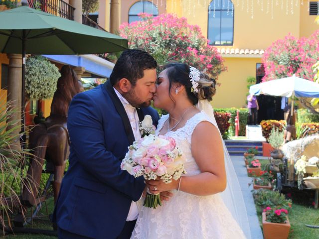 La boda de Miguel y Brenda en Oaxaca, Oaxaca 4
