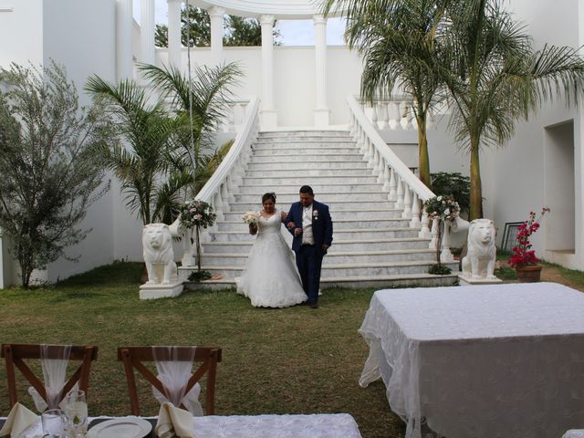La boda de Miguel y Brenda en Oaxaca, Oaxaca 17