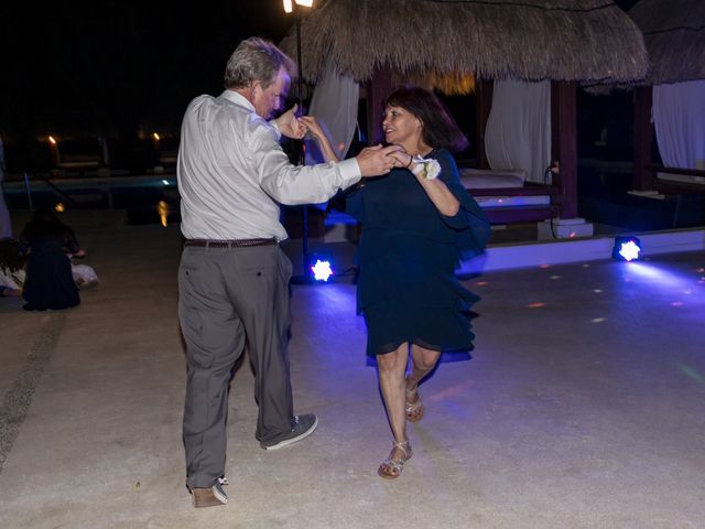 La boda de Jaime y Britton en Puerto Morelos, Quintana Roo 129