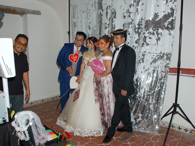 La boda de Raúl  y Jazmín  en Iztapalapa, Ciudad de México 33