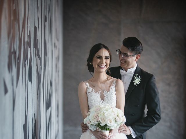 La boda de Carlos y Lucero en Monterrey, Nuevo León 9