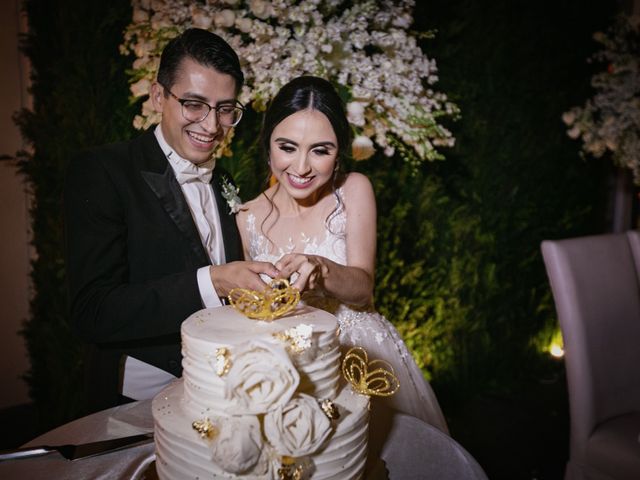 La boda de Carlos y Lucero en Monterrey, Nuevo León 27