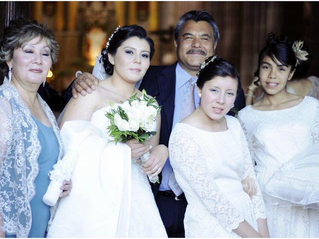 La boda de Alejandra y Saúl  en Zacatecas, Zacatecas 1