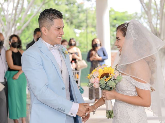 La boda de Xchel y Daniela  en Tlayacapan, Morelos 5