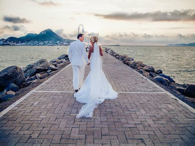 La boda de Osvaldo y Sofía en Manzanillo, Colima 1