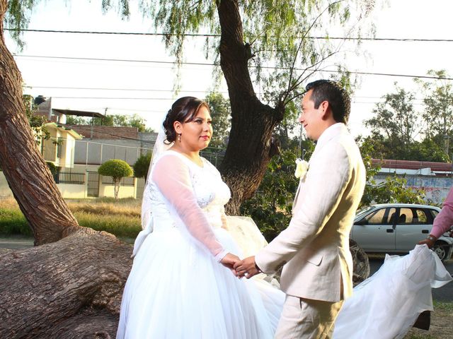 La boda de Alejandro y Maryelle en Celaya, Guanajuato 9