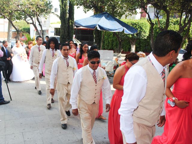La boda de Alejandro y Maryelle en Celaya, Guanajuato 15