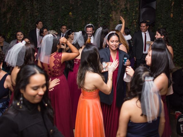 La boda de Javier y Victoria en Zapopan, Jalisco 12