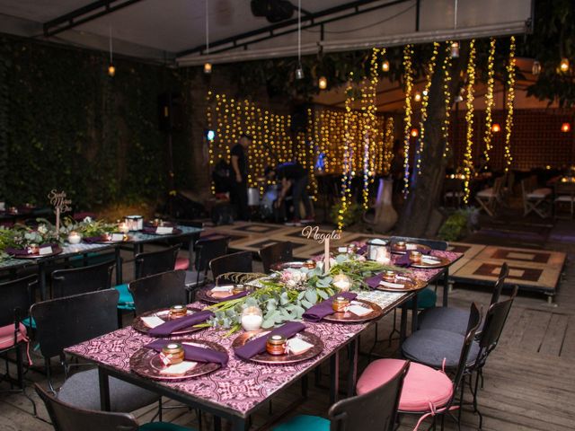 La boda de Javier y Victoria en Zapopan, Jalisco 22