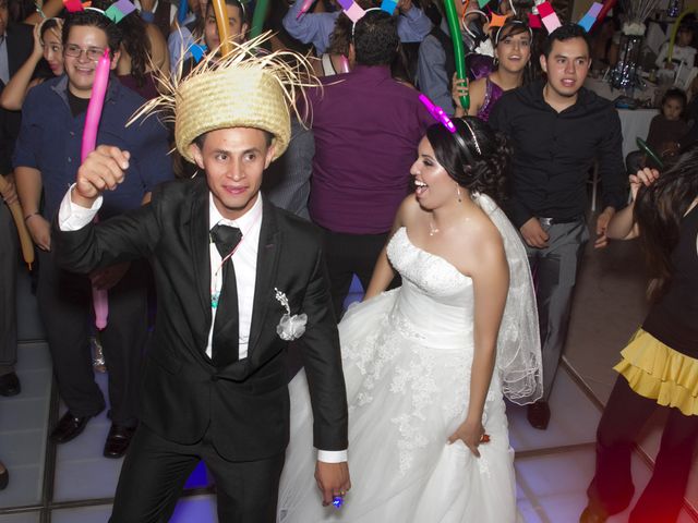 La boda de Arturo y Anayeli en Tlaquepaque, Jalisco 15