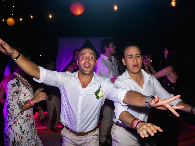 La boda de Alonso y Monique en Isla Mujeres, Quintana Roo 115