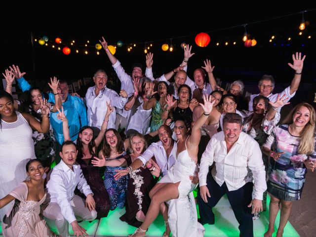 La boda de Alonso y Monique en Isla Mujeres, Quintana Roo 136